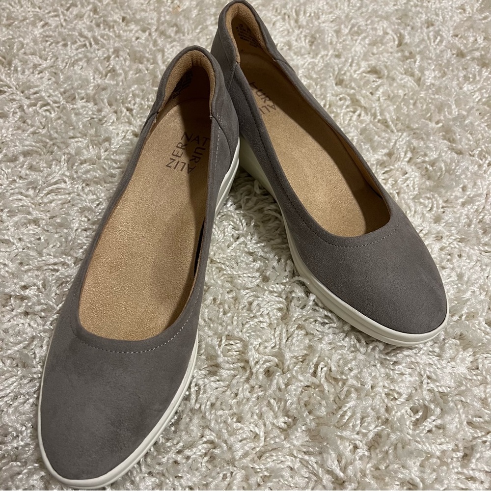 NEW NWOT Platform Sandal 8.5